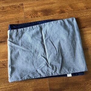 Levi’s blue striped table runner